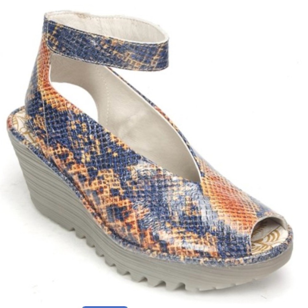 🪰Fly London Yala Snake Print Leather Wedge Sandals Size 40